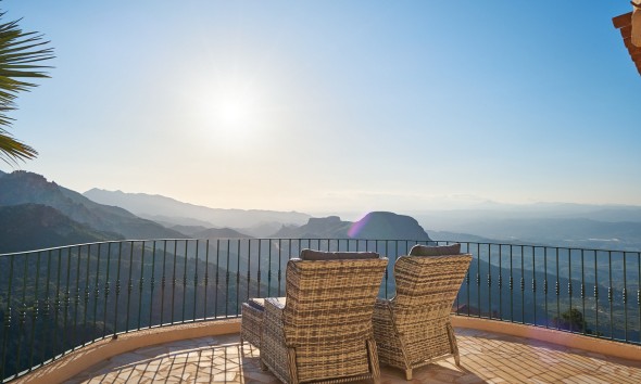  Terrace with panoramic mountain views in a detached villa in Sierra Cabrera, Turre, Almería