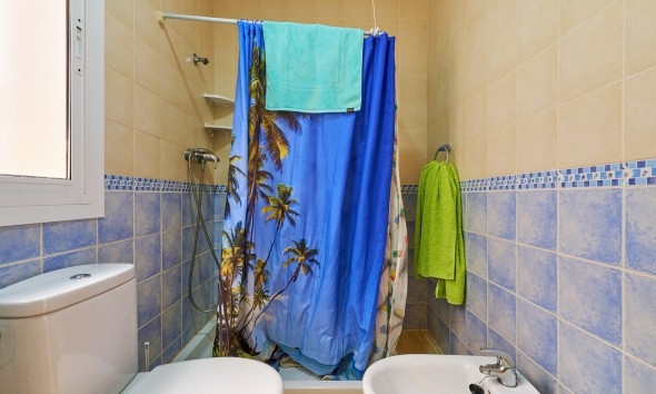 Resale - Apartment / flat - Turre