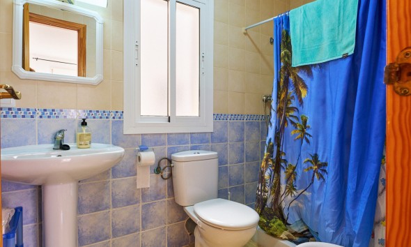 Resale - Apartment / flat - Turre