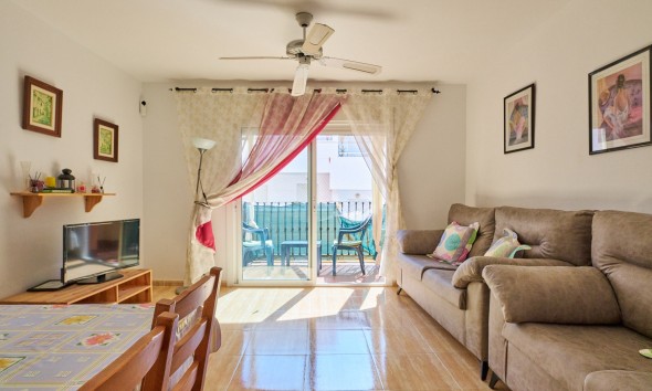 Resale - Apartment / flat - Turre