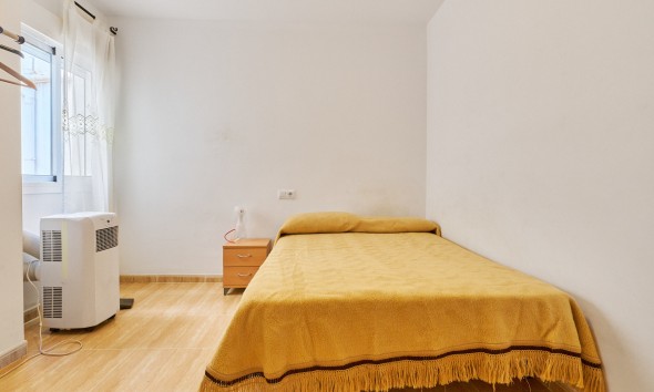 Resale - Apartment / flat - Turre