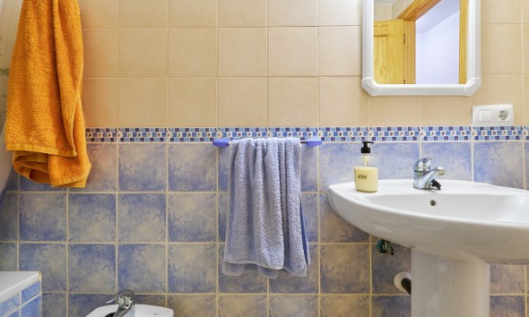 Resale - Apartment / flat - Turre