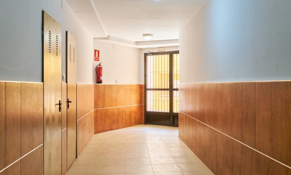 Resale - Apartment / flat - Turre