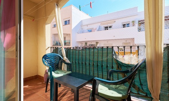 Resale - Apartment / flat - Turre