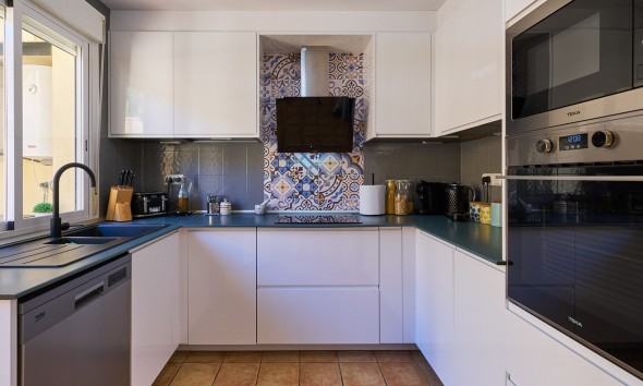 Herverkoop - Herenhuis - Bédar