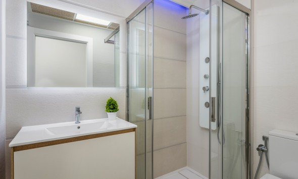 Nieuwbouw Woningen - Verhoogde bungalow - Torrevieja