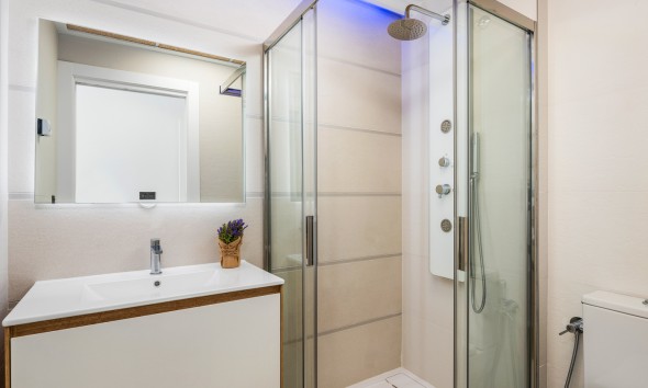 Nieuwbouw Woningen - Verhoogde bungalow - Torrevieja