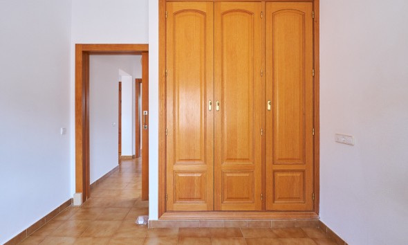 Alquiler a largo plazo - Casa pareada - Turre