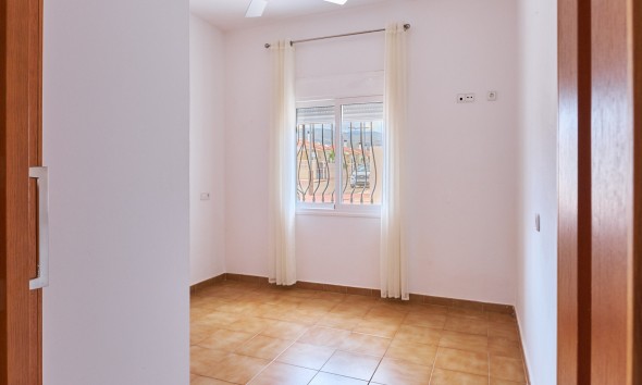 Alquiler a largo plazo - Casa pareada - Turre