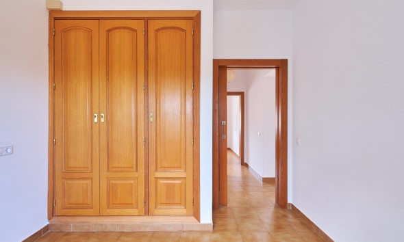 Alquiler a largo plazo - Casa pareada - Turre