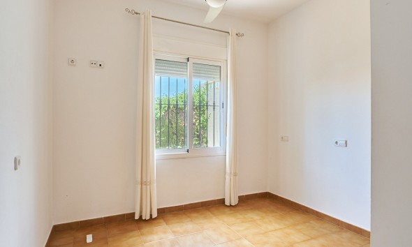 Alquiler a largo plazo - Casa pareada - Turre