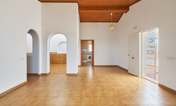 Alquiler a largo plazo - Casa pareada - Turre