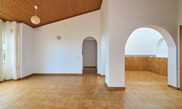 Alquiler a largo plazo - Casa pareada - Turre