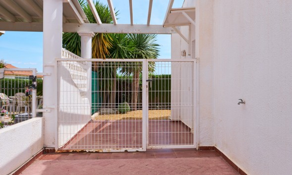 Alquiler a largo plazo - Casa pareada - Turre