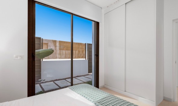 Obra nueva - Unifamiliar - Los Alcázares