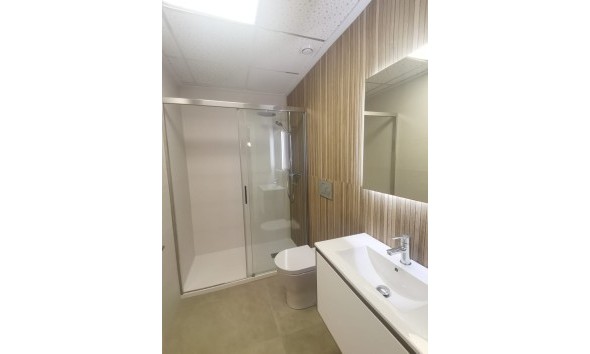 Obra nueva - Planta baja - Torrevieja
