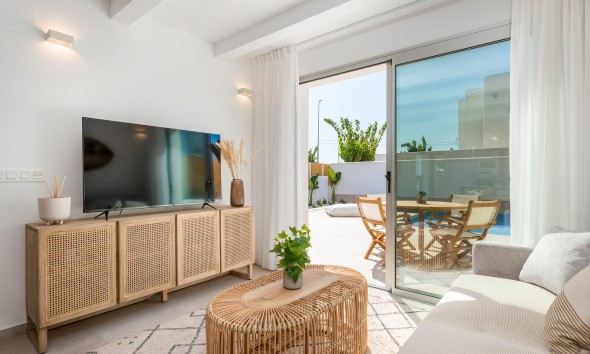 Obra nueva - Bungalow elevado - Dolores