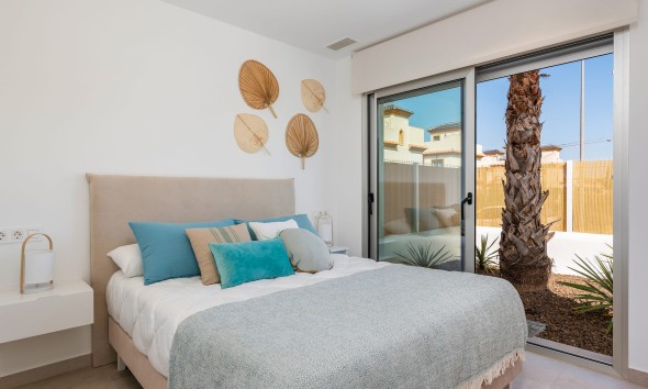 Obra nueva - Bungalow elevado - Dolores