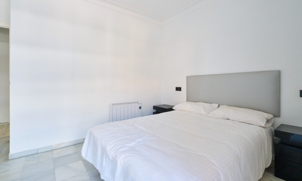 Resale - Apartment / flat - Garrucha