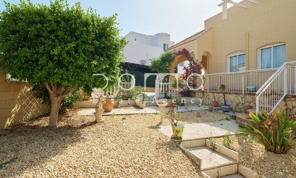 Resale - Villa - Turre