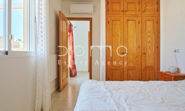Resale - Villa - Turre