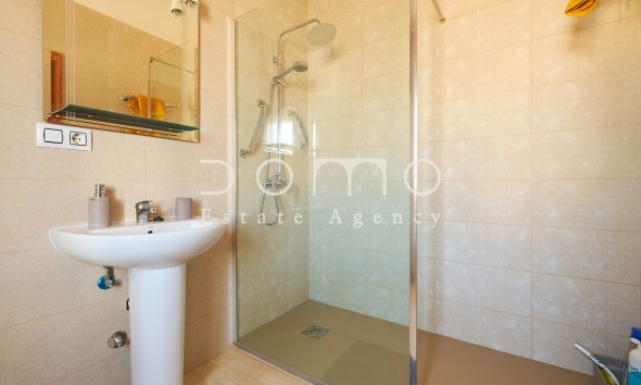 Resale - Villa - Turre