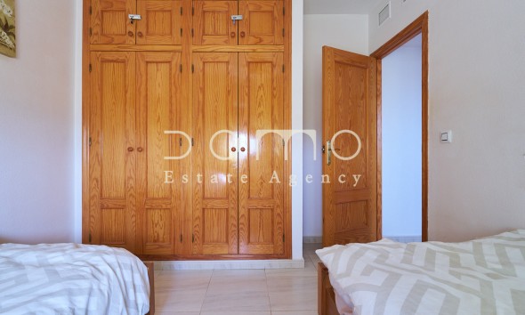 Resale - Villa - Turre