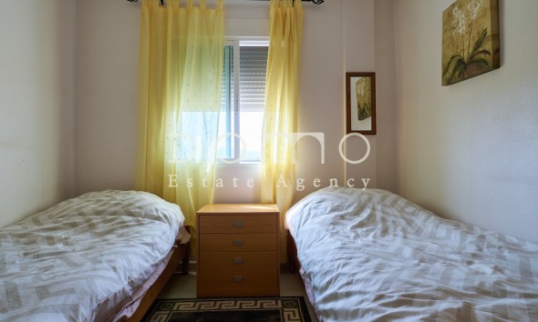 Resale - Villa - Turre
