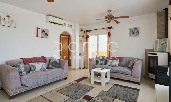 Resale - Villa - Turre