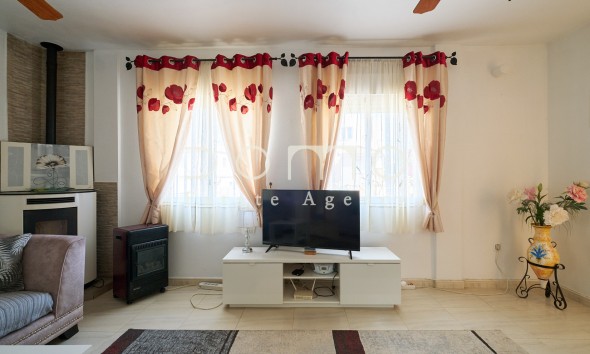 Resale - Villa - Turre