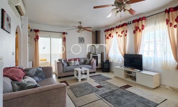 Resale - Villa - Turre