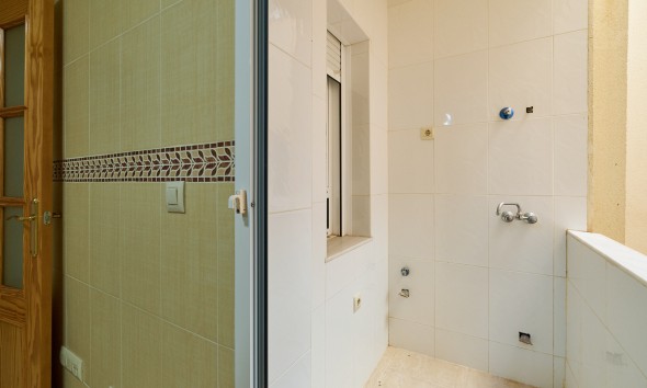 Resale - Apartment / flat - Turre
