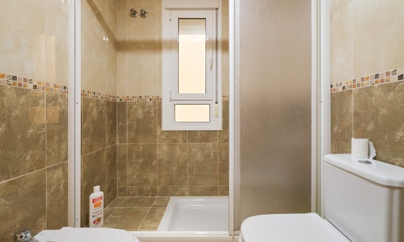 Resale - Apartment / flat - Turre