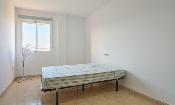 Resale - Apartment / flat - Turre