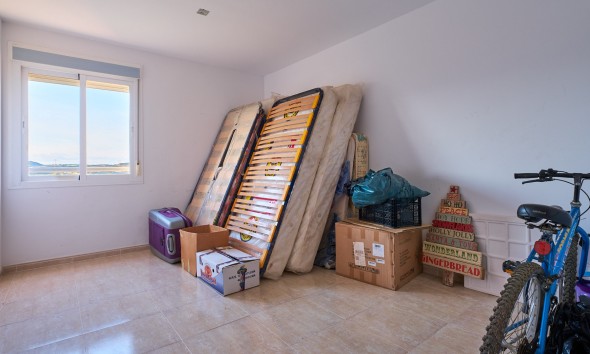 Resale - Apartment / flat - Turre