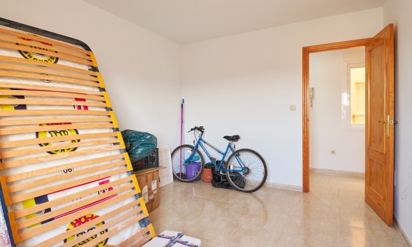 Resale - Apartment / flat - Turre