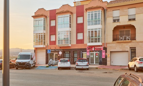 Resale - Apartment / flat - Turre