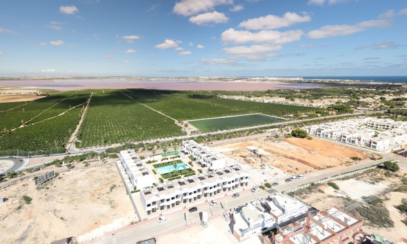 Obra nueva - Bungalow elevado - Torrevieja