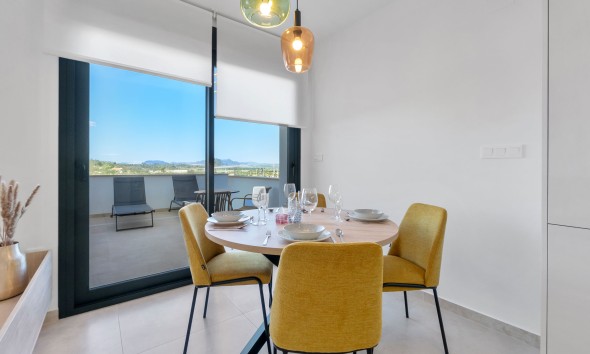 Obra nueva - Bungalow elevado - Torrevieja