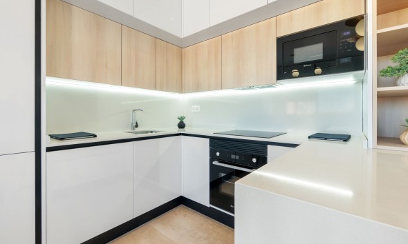 Obra nueva - Bungalow elevado - Torrevieja