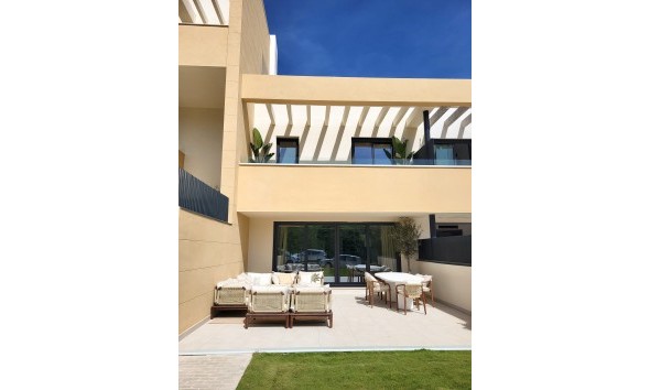 Neue Gebäude - Wohnung - Casares