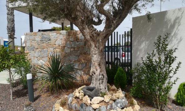 Neue Gebäude - Flach gelegener Bungalow - Torrevieja