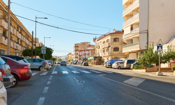 Alquiler a largo plazo - Comercial - Turre