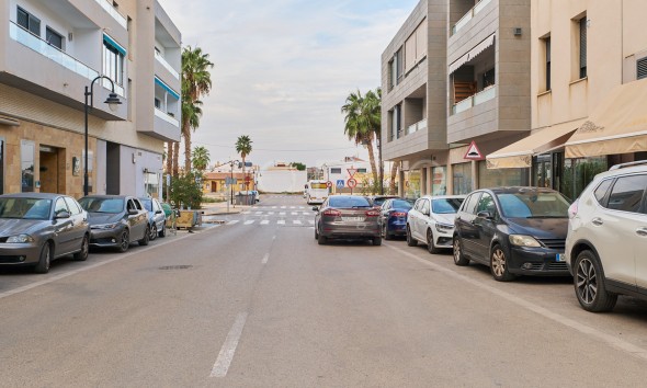 Long Term Rental - Commercial - Vera
