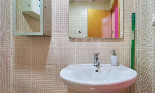 Long Term Rental - Commercial - Vera