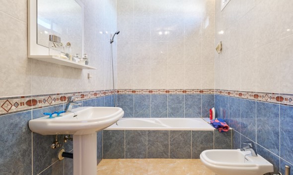 Resale - Semi-detached - Turre