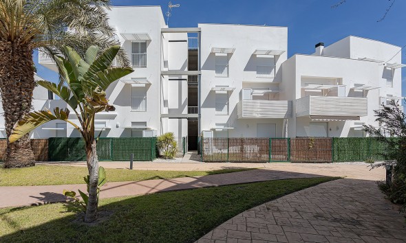 Neue Gebäude - Wohnung - Vera