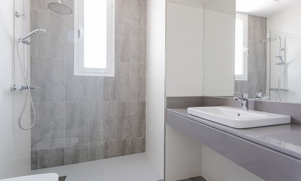 Neue Gebäude - Wohnung - Vera