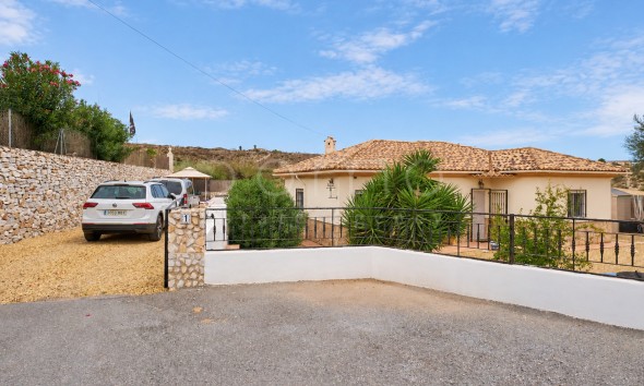 Resale - Villa - Arboleas - El Rincon