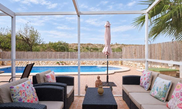 Resale - Villa - Arboleas - El Rincon